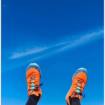 Mario DeCampos Trail - At long last I rest my feet up in the blue sky. - Hiking Near Me