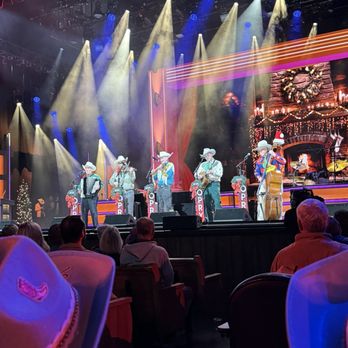 Grand Ole Opry - Music Venues Near Me - Nashville, Tennessee Grand Ole Opry - Music Venues Near Me - Nashville, Tennessee