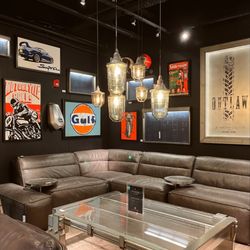 Timothy Oulton-Westport - Inside