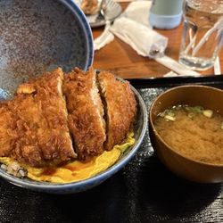 Kanpeki Tonkatsu - Chicken breast donburi
