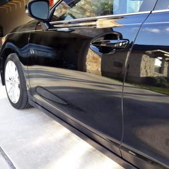 Vivë Auto Detailing - Driver's side mirror finish. - Auto Detailing Near Me - Houston, Texas Vivë Auto Detailing - Driver's side mirror finish. - Auto Detailing Near Me - Houston, Texas