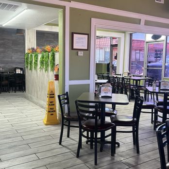 El Pilón Sabor Boricua - Seating. - Puerto Rican Near Me - San Antonio, Texas El Pilón Sabor Boricua - Seating. - Puerto Rican Near Me - San Antonio, Texas