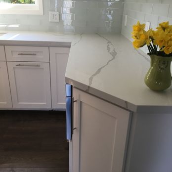 Luxurious Stone - Flawless cut and installation of quartz countertops. - Countertop Installation Near Me - Hayward, California