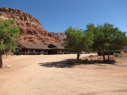 Cliff Dwellers Lodge by null