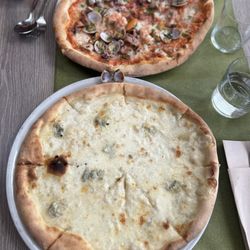 Don Camilo - 4 cheese and seafood for the win, again