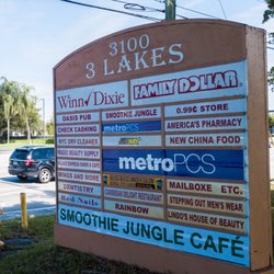 3 Lakes Plaza