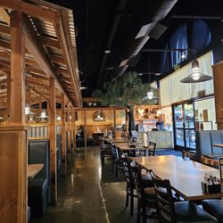 Huckleberry’s Breakfast and Lunch