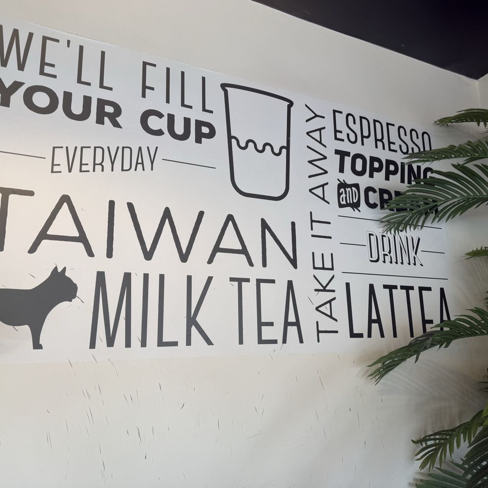 BoBaPOP Tea Bar - Interior 2 wall deco - Coffee & Tea Near Me - San Gabriel, California
