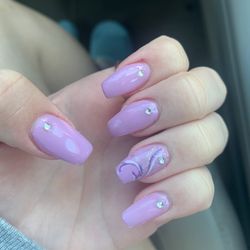Happy Nails and Spa