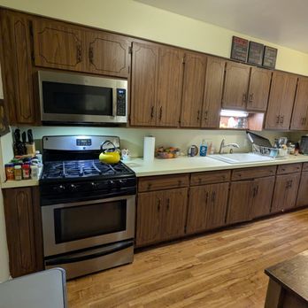 Smith Designer Construction - old kitchen - General Contractors Near Me - Northville, Michigan