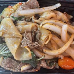 Drunken Noodles with beef Drunken Noodles with beef