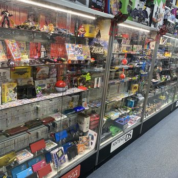 Retro-X-Change - Lots of games - Video Game Stores Near Me - Yonkers, New York