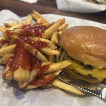 Beef 'O' Brady's - Build your own burger with grilled onions and mushrooms - American Near Me - Oviedo, Florida