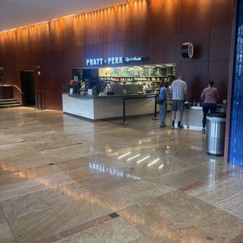 Hilton Baltimore Inner Harbor - Pratt perk - Hotels Near Me - Baltimore, Maryland