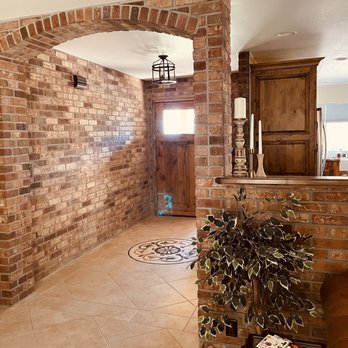 Uribe-Diaz Masonry - One of two arches completed by Ricardo alongside a few textured walls that he replaced with thin brick. - Masonry/Concrete Near Me - Sacramento, California Uribe-Diaz Masonry - One of two arches completed by Ricardo alongside a few textured walls that he replaced with thin brick. - Masonry/Concrete Near Me - Sacramento, California