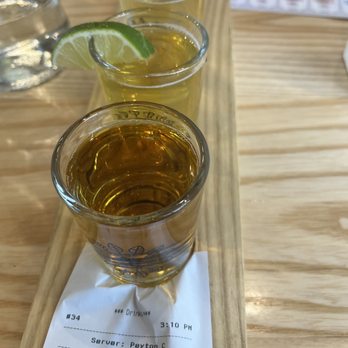 Ash & Elm Cider - Flight - Cideries Near Me - Indianapolis, Indiana Ash & Elm Cider - Flight - Cideries Near Me - Indianapolis, Indiana