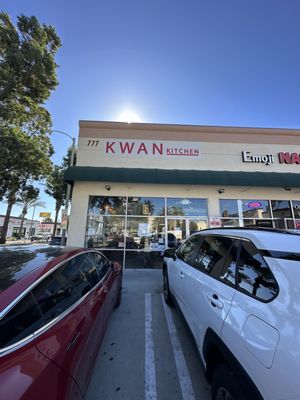 Kwan Kitchen by null