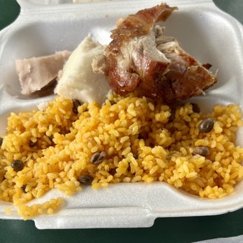 El Rancho Original - Barbeque Near Me - Cayey, Puerto Rico El Rancho Original - Barbeque Near Me - Cayey, Puerto Rico