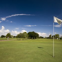 Mainlands Golf Course - 18th Green