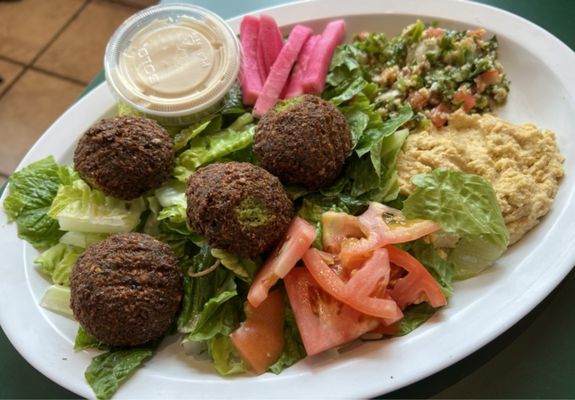 Fordee's Falafel & Deli by null
