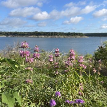 Cedar Breaks Park - Hiking Near Me - Georgetown, Texas