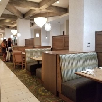 Sprigs Grille Restaurant - Seating area - Seafood Near Me - Kapolei, Hawaii