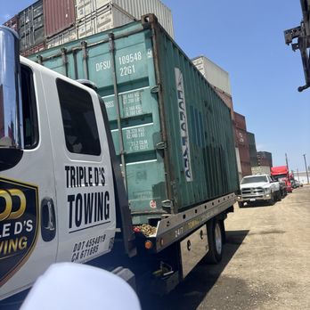 Triple D's Towing - Container relocation - Towing Near Me Triple D's Towing - Container relocation - Towing Near Me