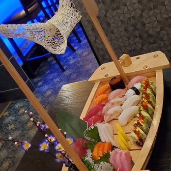 Eastern Paradise - The "Love Boat" - Japanese Near Me - Rochester, New Hampshire