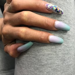 Ombré  Nails using #allpowder #fillin #nailreplacement