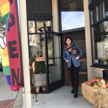 Sunn Cafe - Entrance - Cafes Near Me - Mount Horeb, Wisconsin