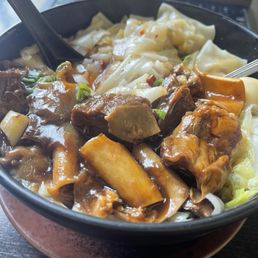Beef stew wonton soup w/fun