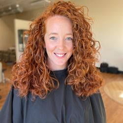 Valor Curl Company - Maintenance Haircut
