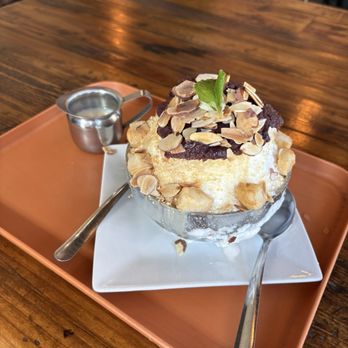 LUMI Dessert Cafe - Desserts Near Me - Redmond, Washington