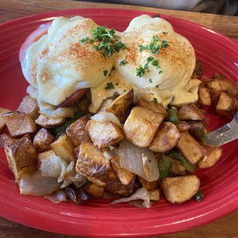 Tower Cafe - Breakfast & Brunch Near Me - Sacramento, California