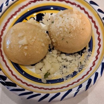 Gioia Cafe & Bar - Italian Near Me - New Haven, Connecticut