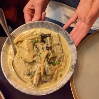 Indian Table - Avial - Indian Near Me - Brooklyn, New York