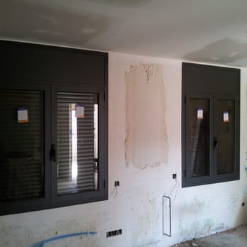 Aluclot - Carpinteria de Aluminio - Home Services Near Me - Barcelona, B