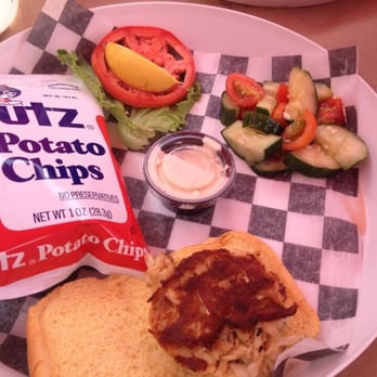Phillips Seafood - Seafood Near Me - Baltimore, Maryland