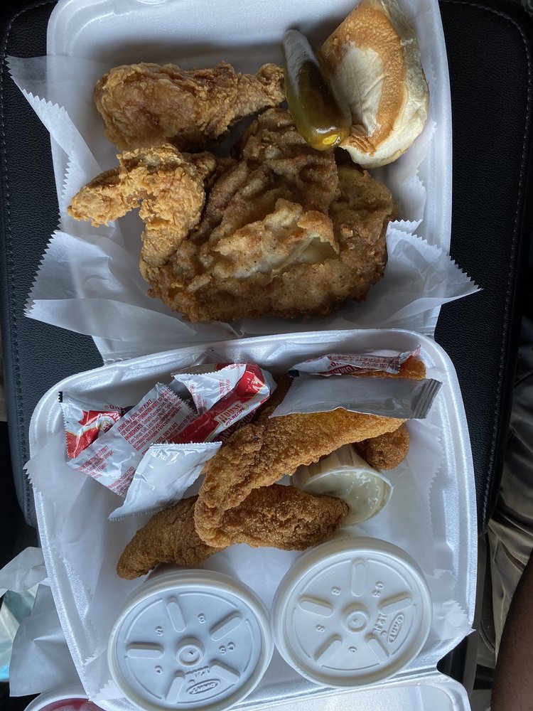 JOHNNY’S OZARK FRIED CHICKEN Updated October 2024 10 Photos & 30