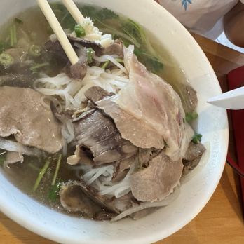 Pho Hoang - Vietnamese Near Me - Centreville, Virginia