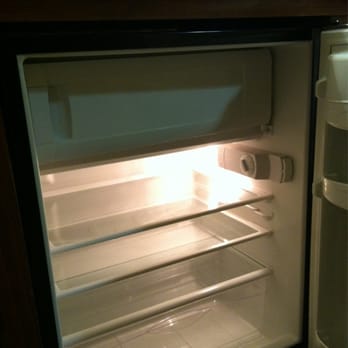 C'mon Inn - Good size Mini fridge w/crisper drawer - Hotels Near Me - Billings, Montana