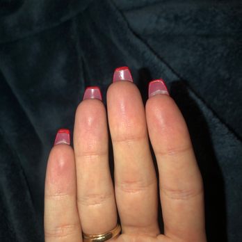 Evie Nails & Day Spa - You can see where she built on to the length with the acrylic - Nail Salons Near Me - Jacksonville, Florida