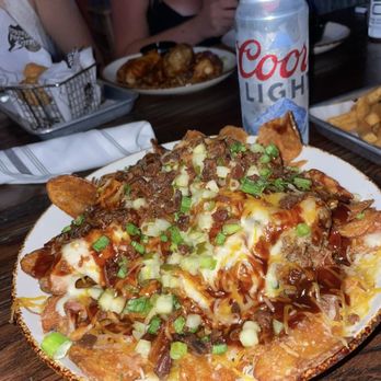 Luke's 32 Bridge - nachos - Cocktail Bars Near Me - Nashville, Tennessee Luke's 32 Bridge - nachos - Cocktail Bars Near Me - Nashville, Tennessee