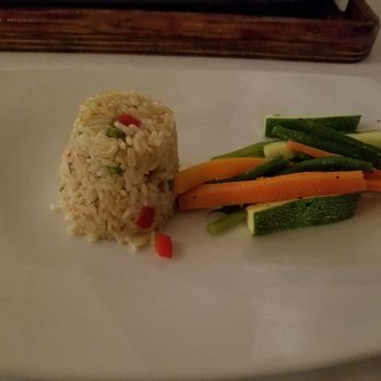Captain's Cove - Side of rice and veggies from the seafood surprise - Seafood Near Me - Cancún, ROO Captain's Cove - Side of rice and veggies from the seafood surprise - Seafood Near Me - Cancún, ROO