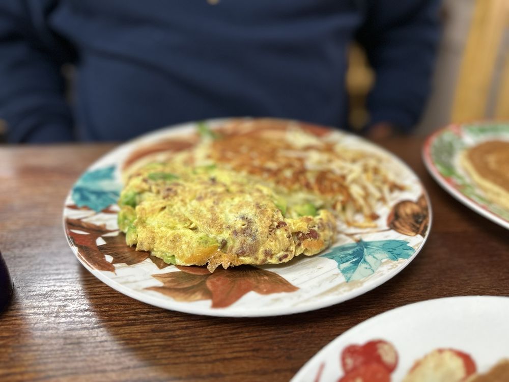 PAUL’S COUNTRY KITCHEN Updated August 2024 303 Photos & 428 Reviews