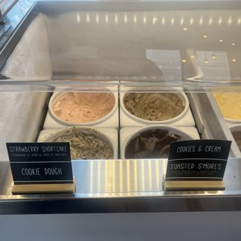 The Baked Bear - Desserts Near Me - Nashville, Tennessee The Baked Bear - Desserts Near Me - Nashville, Tennessee