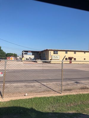 Austin Speed Shop by null