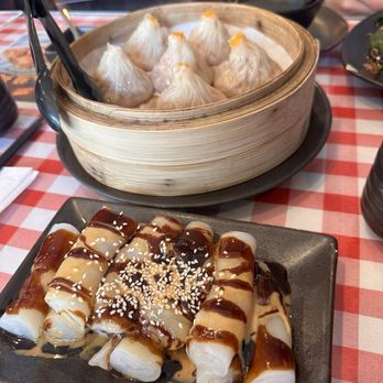 Yummy Noodle House 粥麵之家 - A8. Steam Rice Roll and D2. Six Steam Crab Meat Soup Dumplingsdumplings - Noodles Near Me - Bayside, New York
