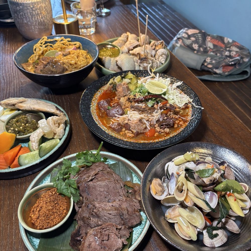 Larb Muang - Thai Near Me - Toronto, Ontario Larb Muang - Thai Near Me - Toronto, Ontario
