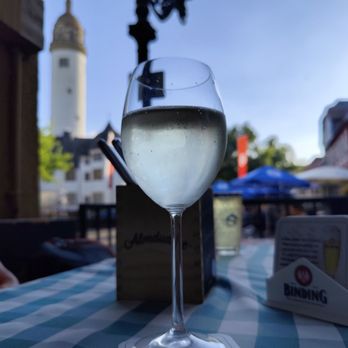 Zum Schwan - Weinschorle (5, 40 €) - German Near Me - Frankfurt, HE Zum Schwan - Weinschorle (5, 40 €) - German Near Me - Frankfurt, HE